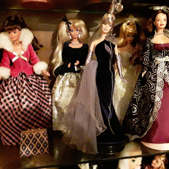 Barbies - Picture 4 of 5